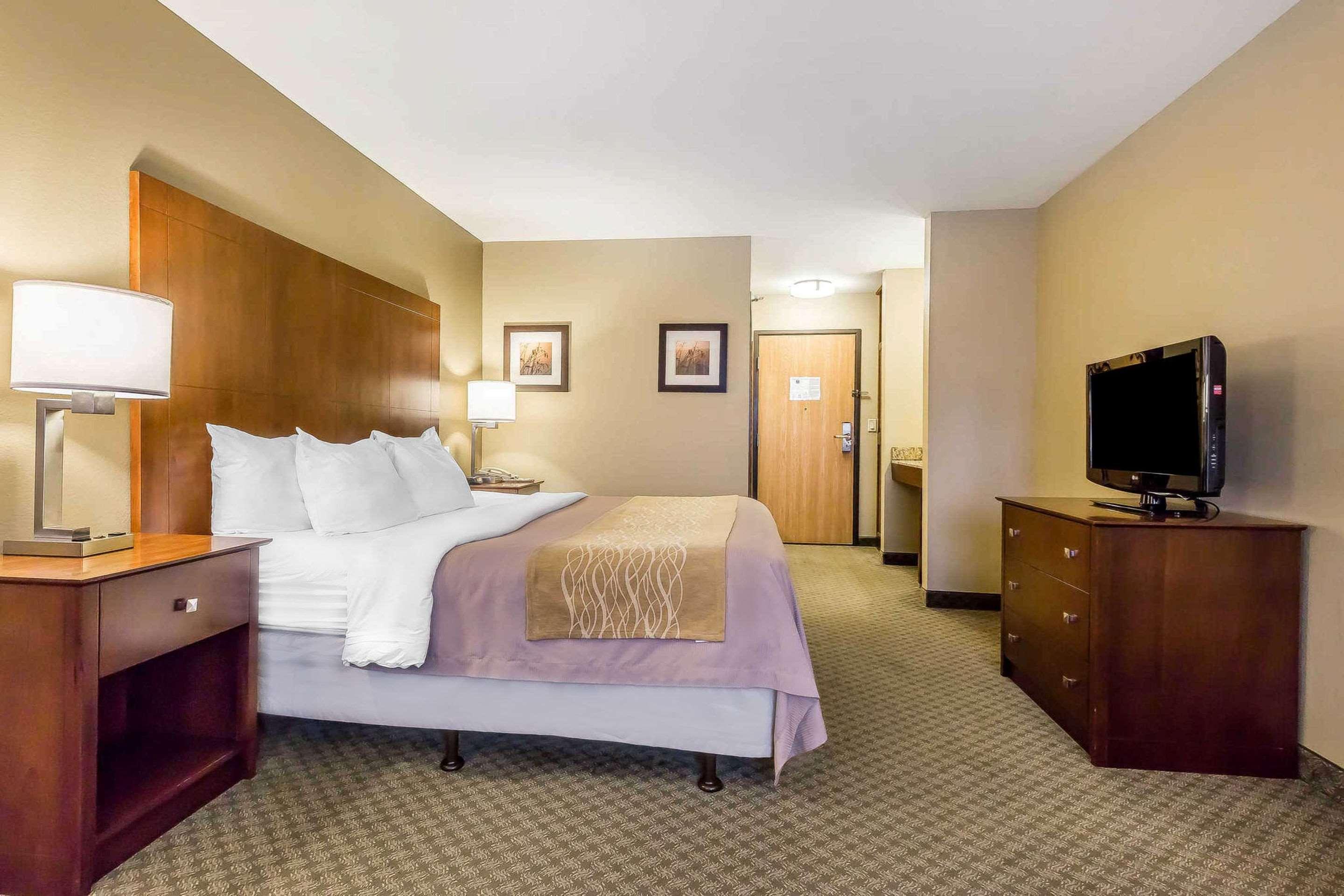 Comfort Inn & Suites East Moline Near I-80 エクステリア 写真