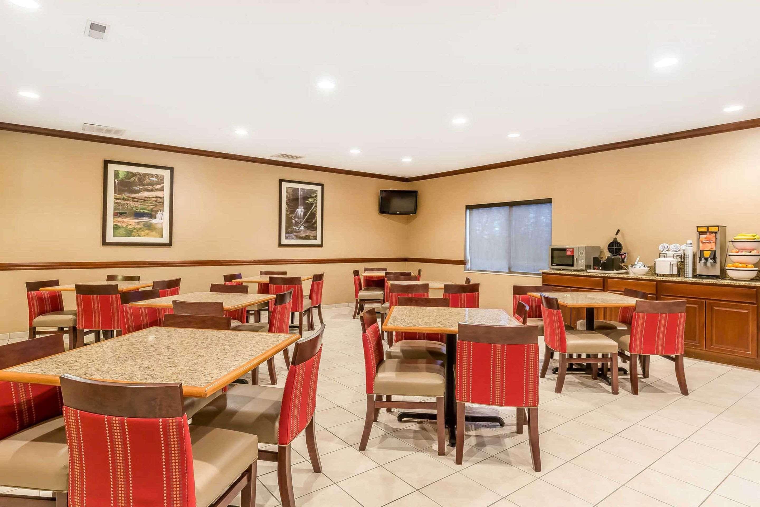 Comfort Inn & Suites East Moline Near I-80 エクステリア 写真