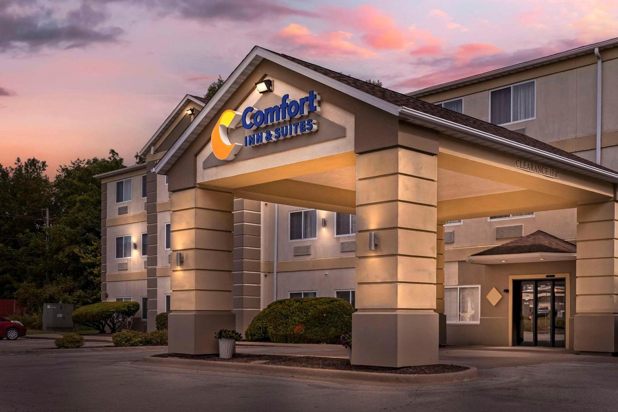 Comfort Inn & Suites East Moline Near I-80 エクステリア 写真