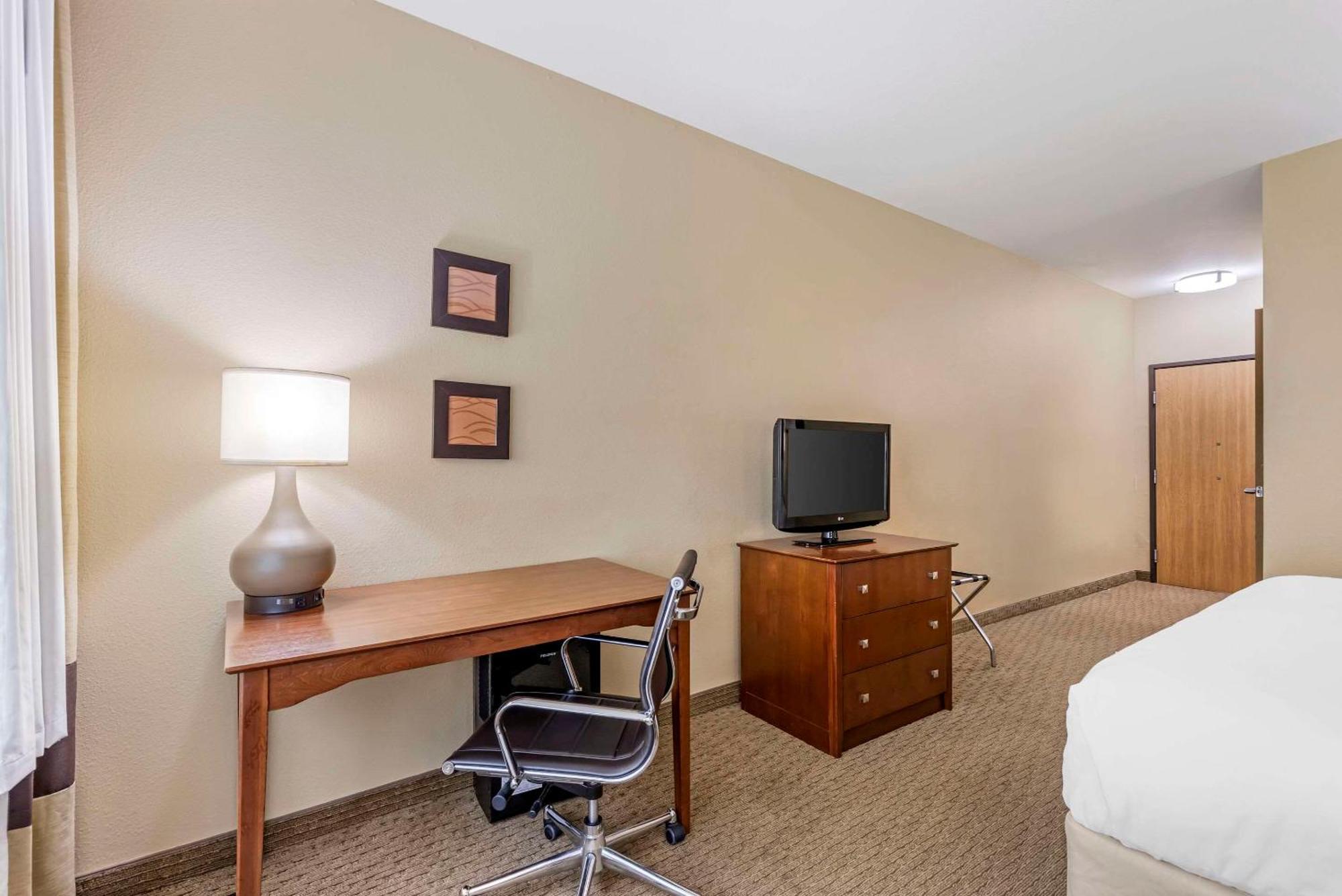 Comfort Inn & Suites East Moline Near I-80 エクステリア 写真